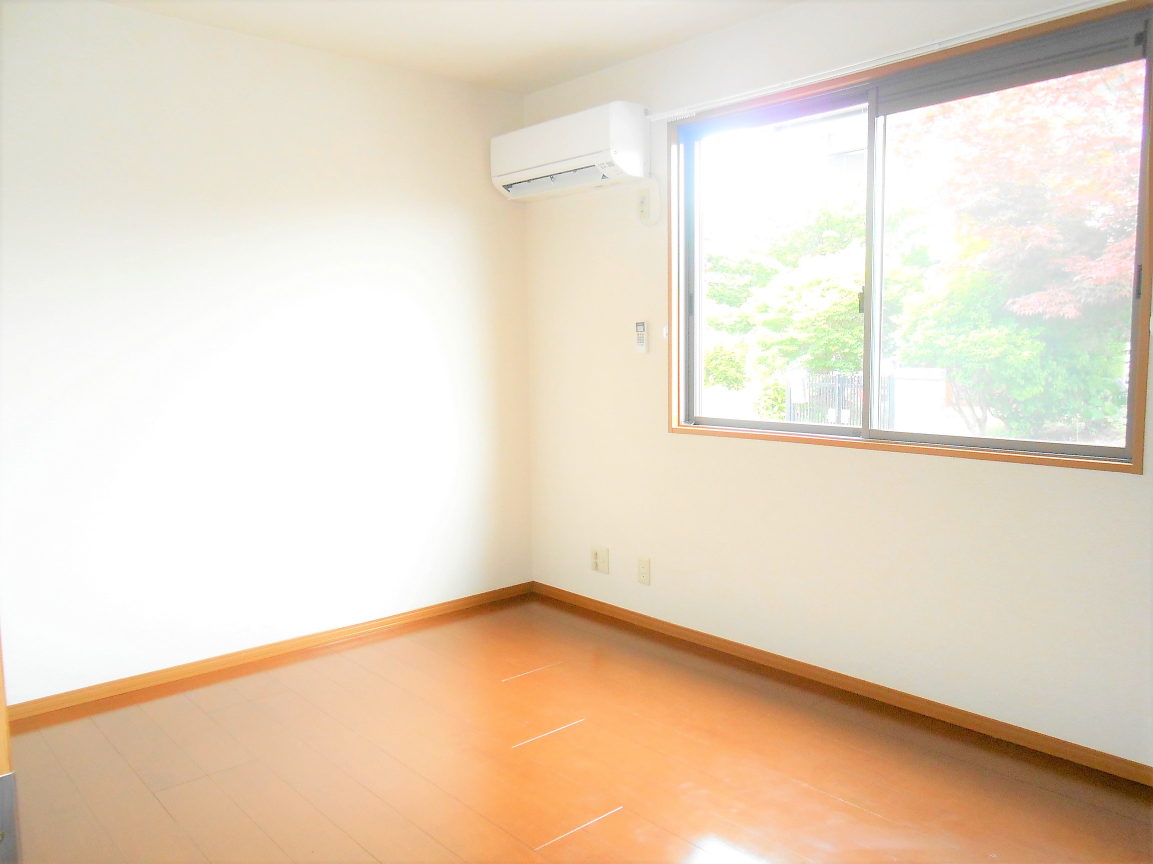 その他部屋・スペース　北側の洋室です。6帖です。寝室に最適です！