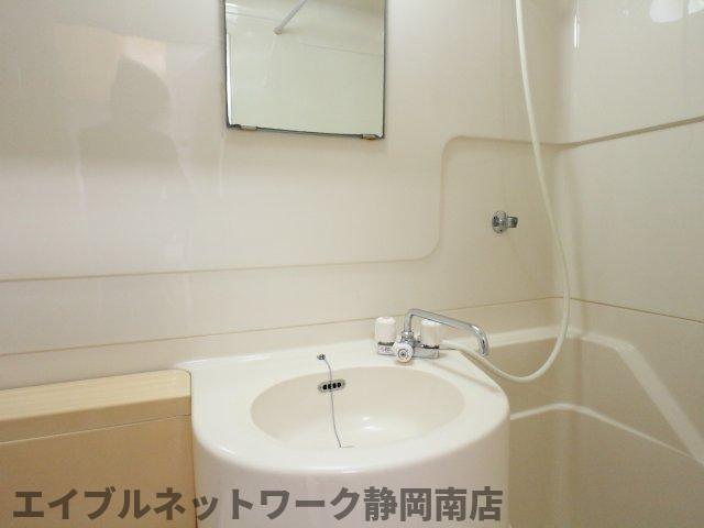 洗面設備　洗面所です