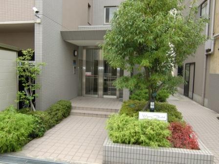 大阪市平野区喜連のマンションの建物外観