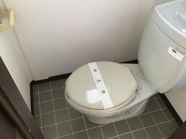 トイレ　トイレ