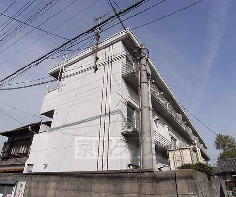 【京都市伏見区松屋町のマンションの建物外観】