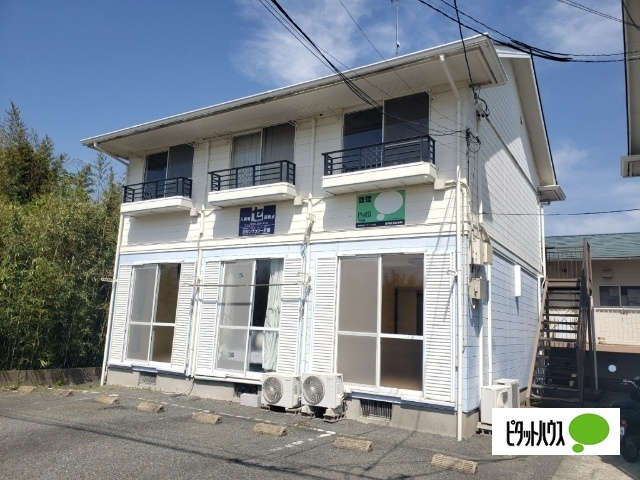 リズム山の田の建物外観