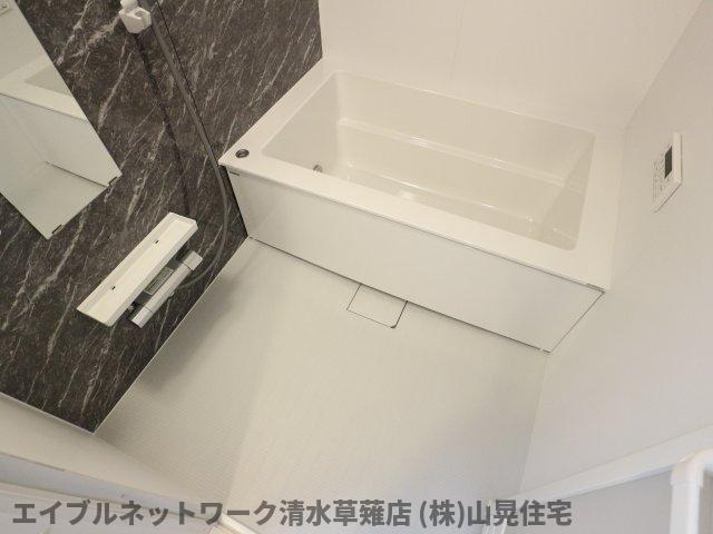 バス・シャワールーム　ゆったり過ごせるお風呂です