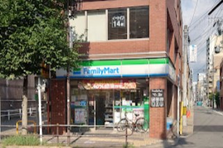 コンビニ　ファミリーマート 池下駅前店（コンビニ）まで882m