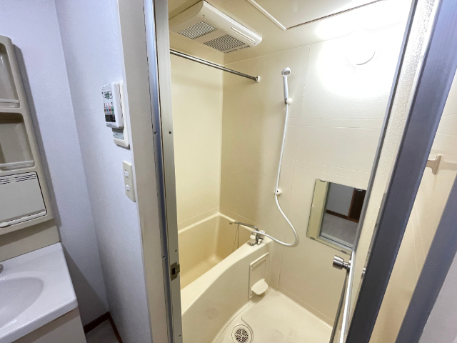 バス・シャワールーム　ゆっくりできます