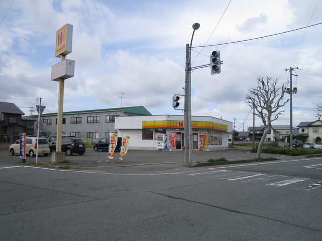 飲食店　ほっかほっか亭秋田卸町店（飲食店）まで359m