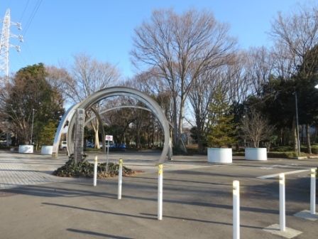 【セトル洞峰の公園】