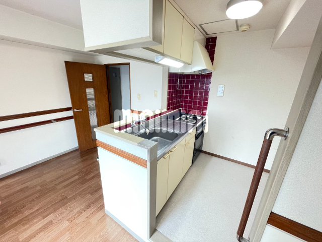 キッチン　カウンターキッチンです。