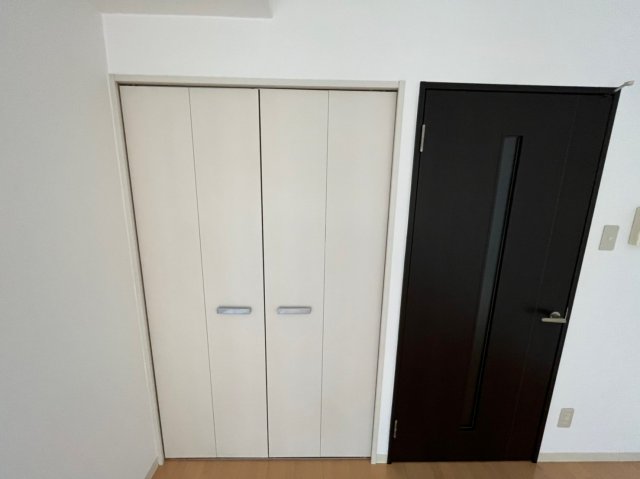 収納　クレシェール大須