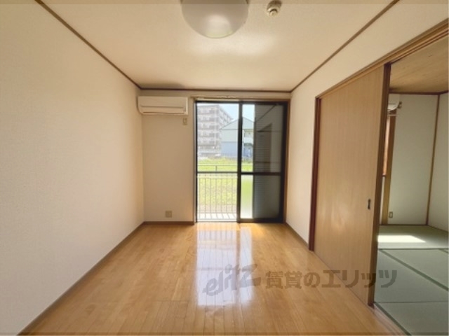 居室・リビング　洋室