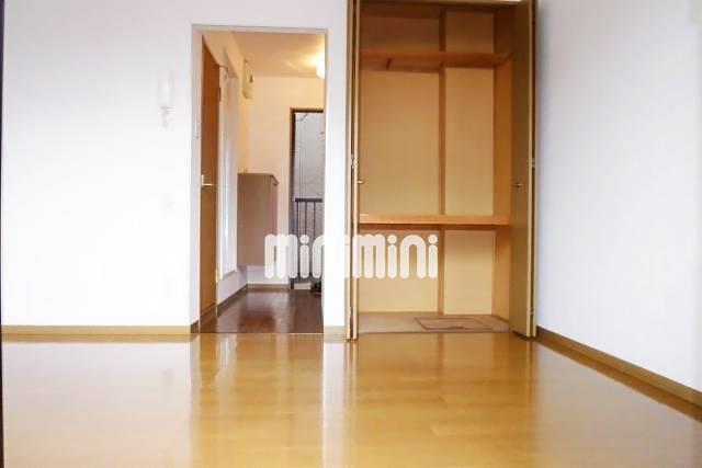 居室・リビング　洋間