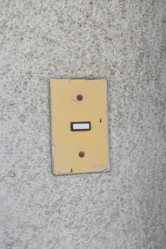 セキュリティ　玄関チャイム