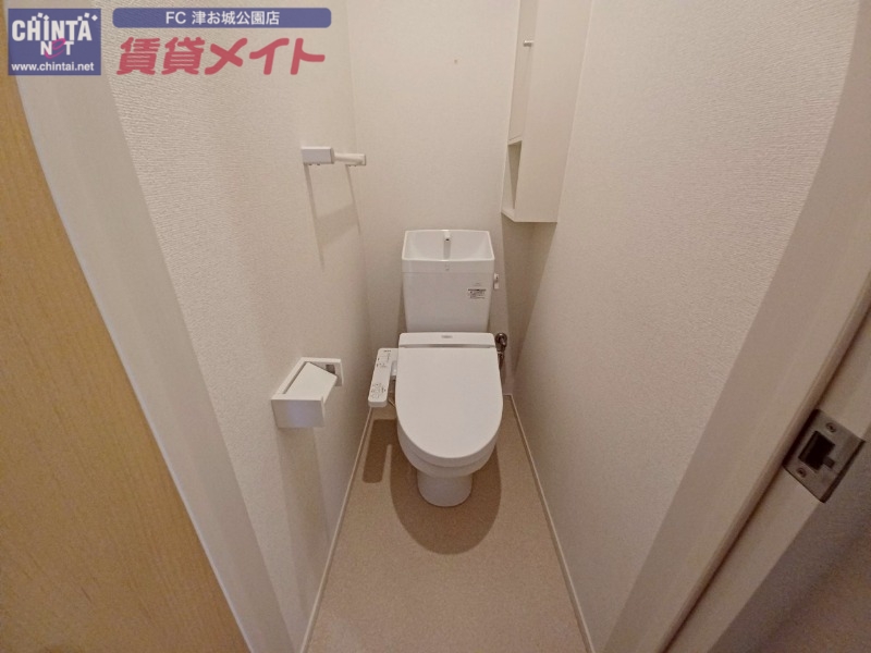 トイレ　反転タイプ参考写真