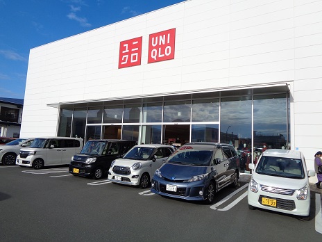 ショッピングセンター　ユニクロ（ショッピングセンター）まで500m
