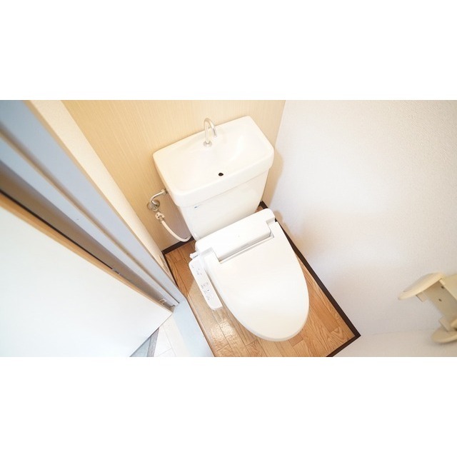 トイレ　シャワー付きトイレ（同仕様タイプ・現況優