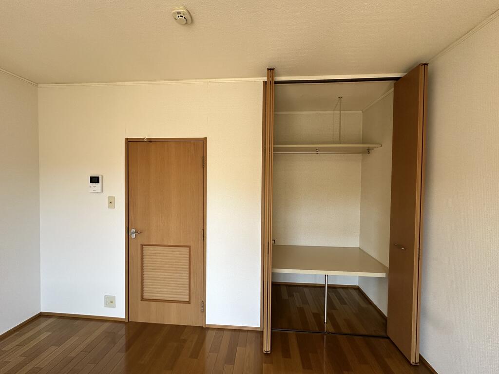 収納　クローゼット
