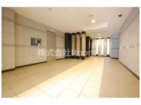 エントランス　清潔なエントランスです