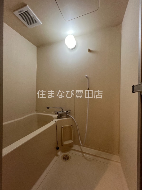 バス・シャワールーム　同型タイプ
