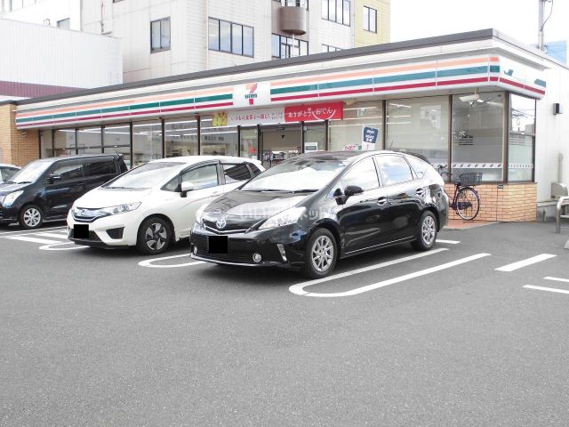 コンビニ　セブンイレブン福山若松町店（コンビニ）まで389m