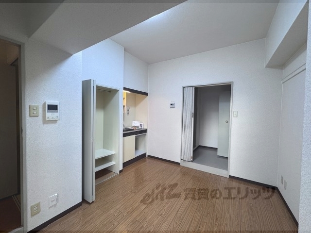 居室・リビング　洋室