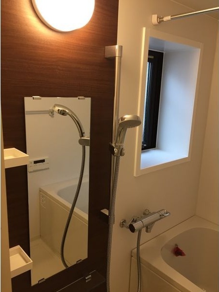 バス・シャワールーム