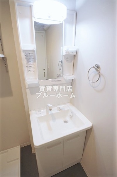 洗面設備　独立洗面台あります！