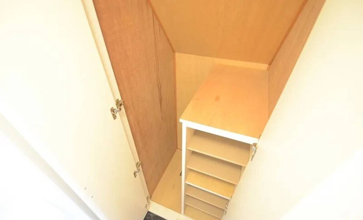 収納　シューズボックス