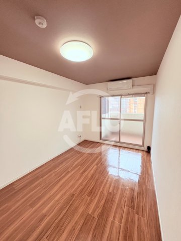 居室・リビング　サンヴィラ都島北通　洋室