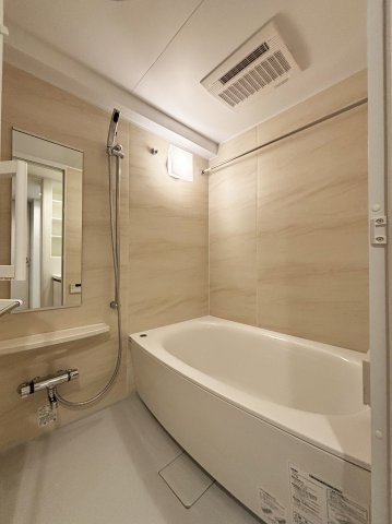 バス・シャワールーム　浴室乾燥機あり