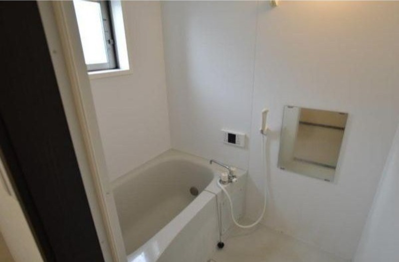 バス・シャワールーム　図面と現状に相違がある場合には現状を優先