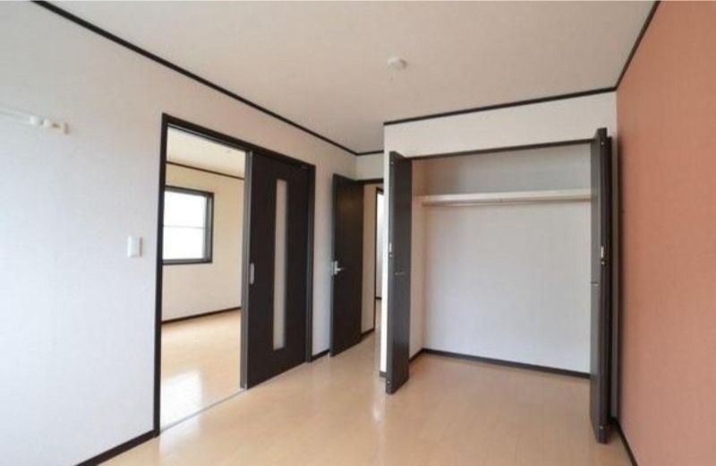 収納　図面と現状に相違がある場合には現状を優先