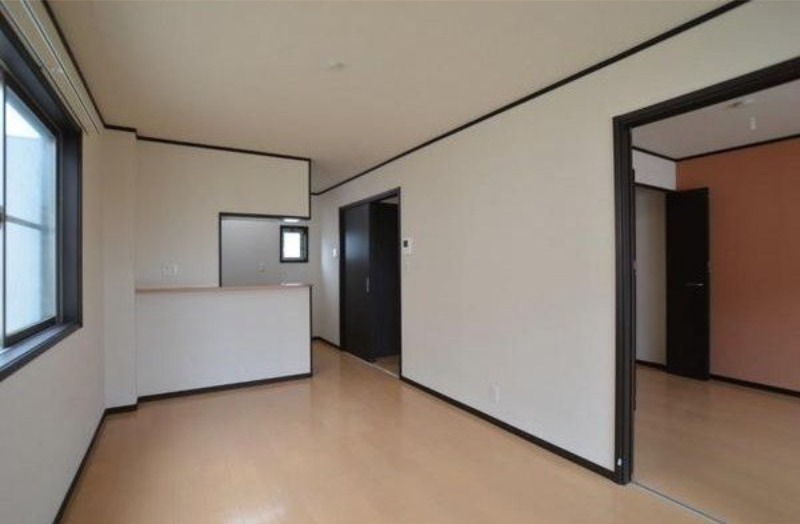 居室・リビング　図面と現状に相違がある場合には現状を優先