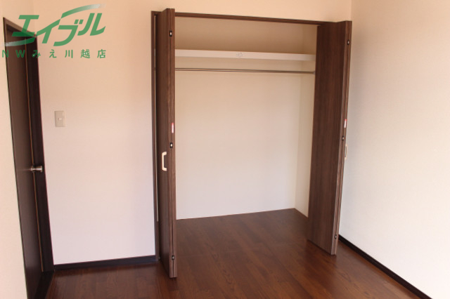 収納　別部屋同型タイプ写真です。