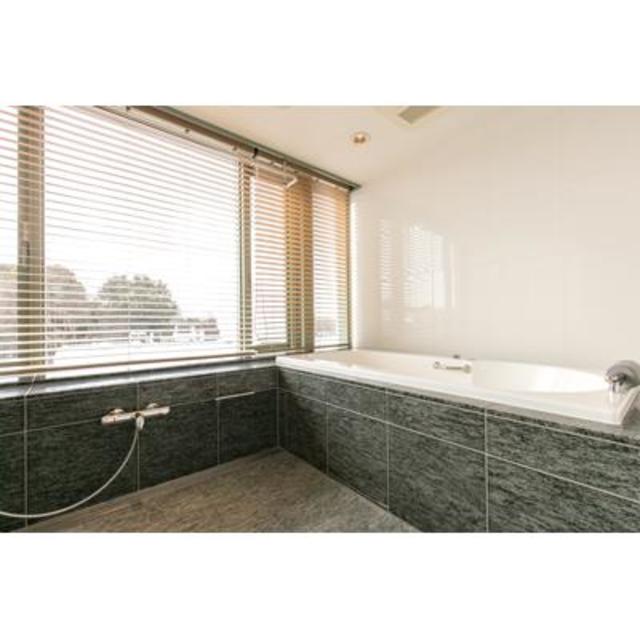 バス・シャワールーム　※写真は同タイプ住戸です。