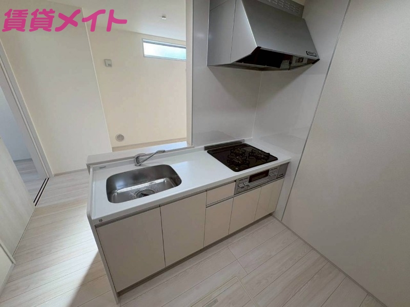 キッチン　同物件別室画像