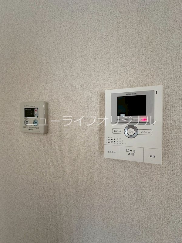 セキュリティ　突然の来客にも安心なモニター付インターホン
