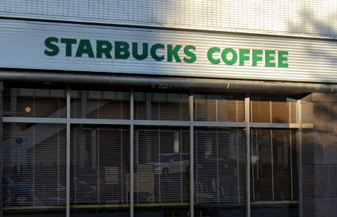 飲食店　スターバックス コーヒー TSUTAYA 香里園店（飲食店）まで562m
