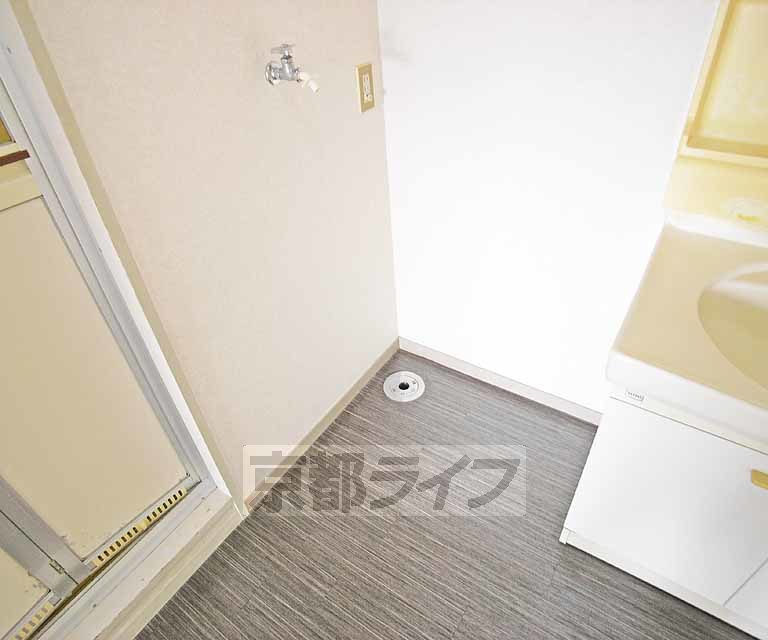 その他設備　室内洗濯機置き場です。