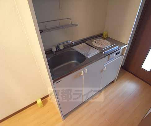 キッチン　ＩＨコンロ付きのキッチンです。