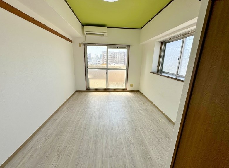 居室・リビング　★洋室7帖★(クロス現状優先)