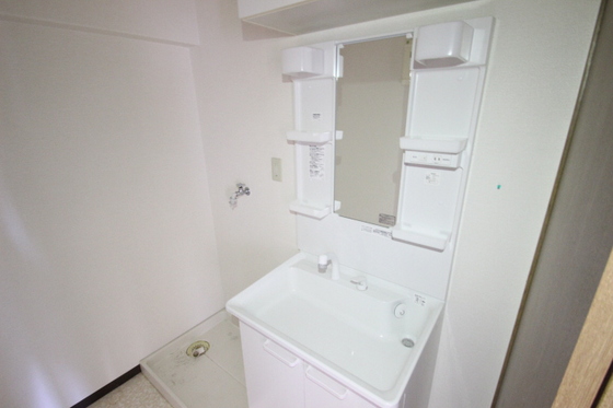 洗面設備　※別部屋の写真です