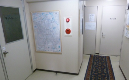 エントランス　液晶ＴＶに変更済みです♪