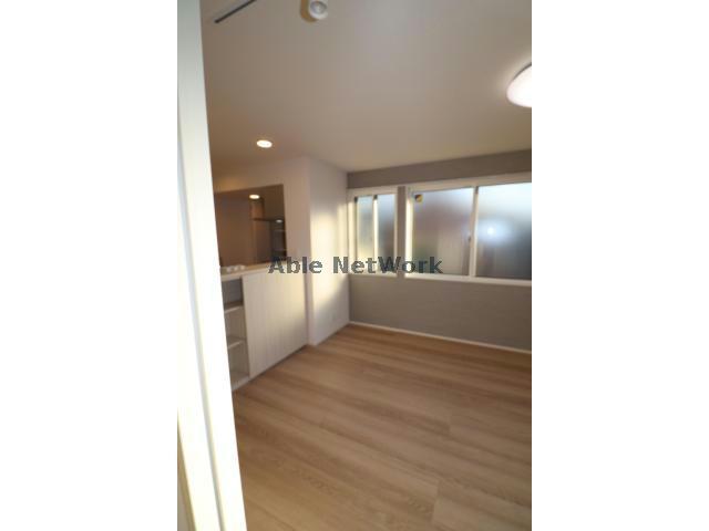 居室・リビング　照明器具付き