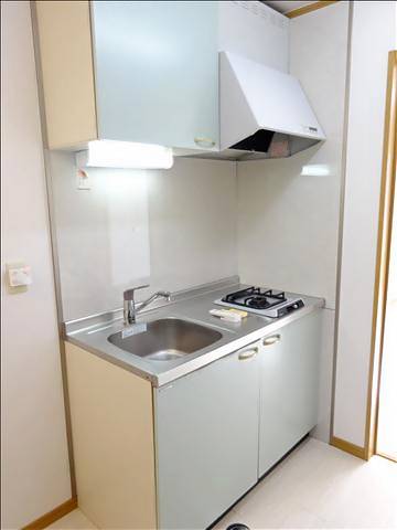 キッチン　ガスコンロ付きのキッチン