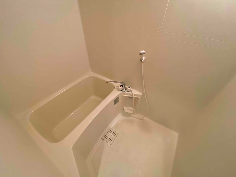 バス・シャワールーム　別号室イメージ