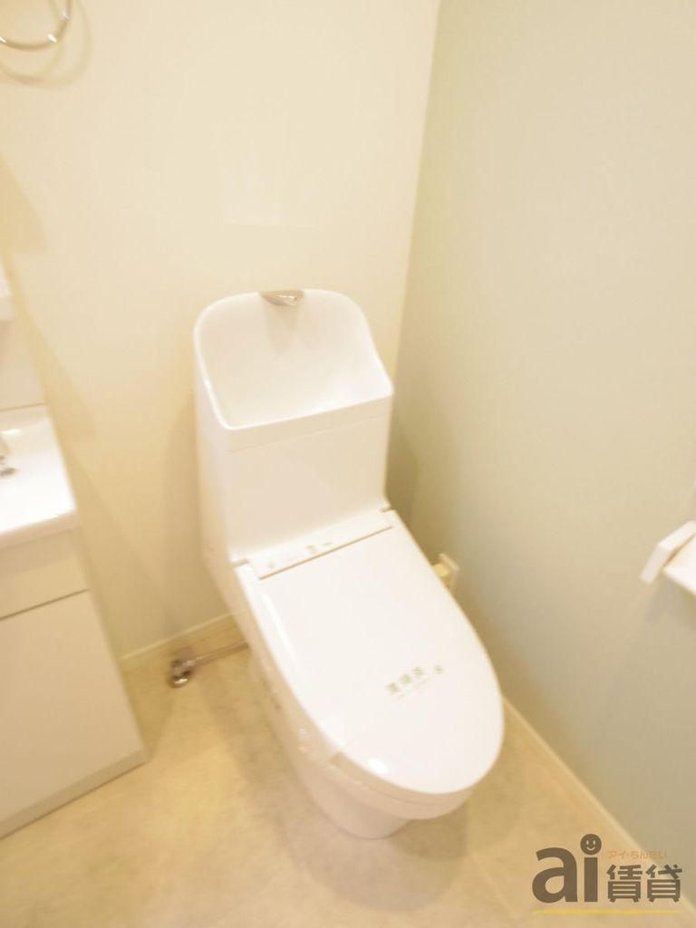 トイレ　※別号室写真です