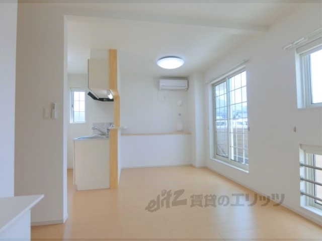 居室・リビング　リビング