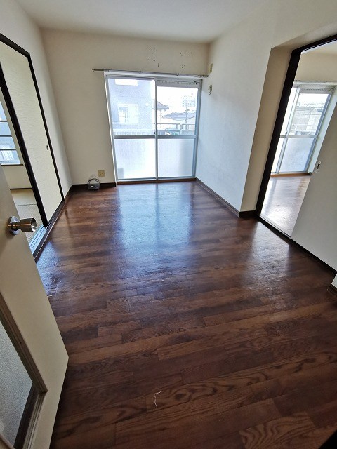 居室・リビング　別部屋参考写真