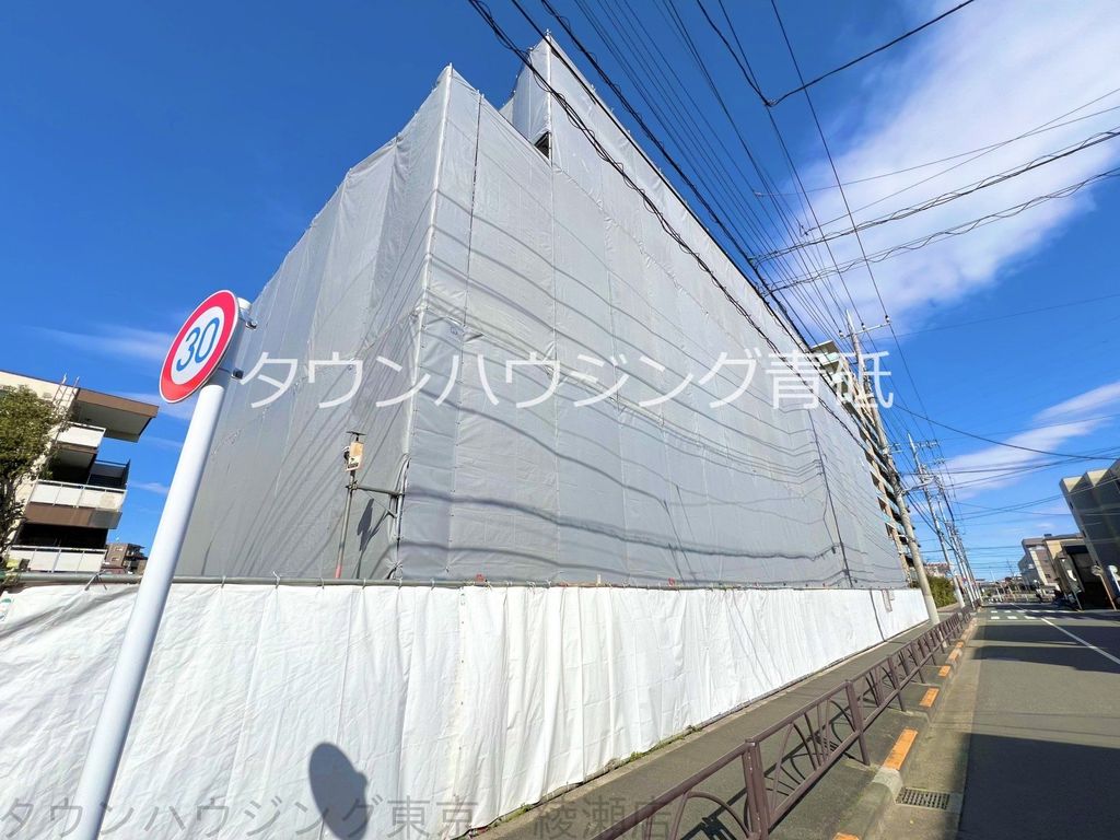 エントランス　外観