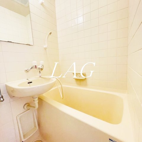 バス・シャワールーム　お風呂です。